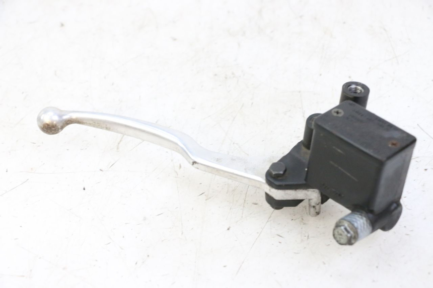 photo de MASTERCYLINDER ANTERIORE SUZUKI BURGMAN 125 (2007 - 2014)