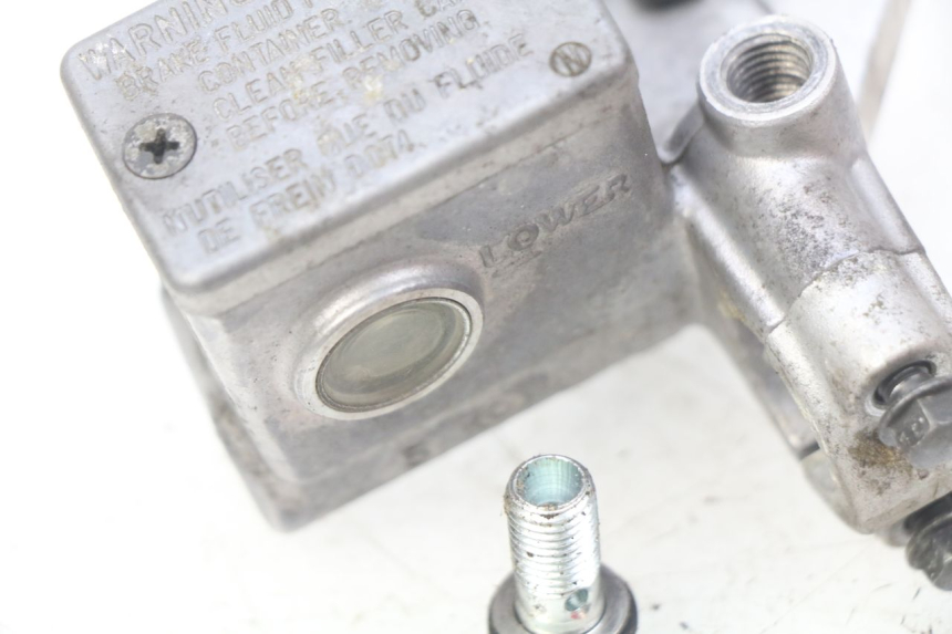 photo de MASTERCYLINDER ANTERIORE SUZUKI SIXTEEN 125 (2008 - 2010)