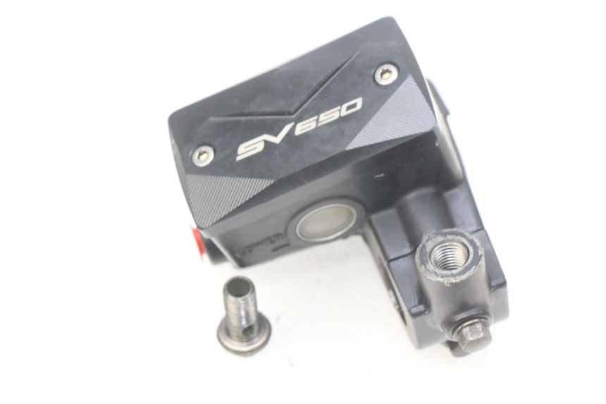 photo de MASTERCYLINDER ANTERIORE SUZUKI SV N 650 (1999 - 2002)