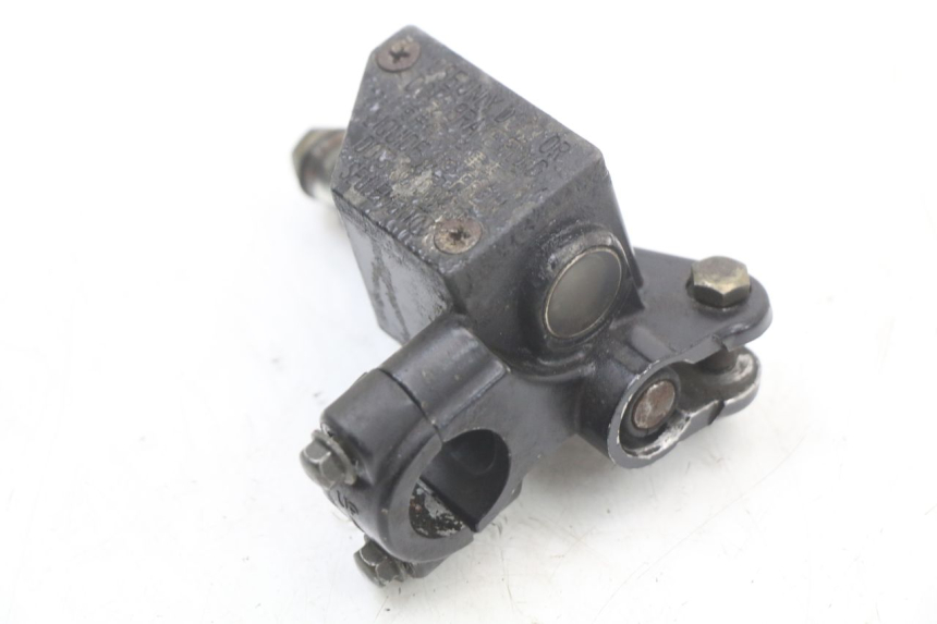 photo de MASTERCYLINDER ANTERIORE SYM FIDDLE 2 50 (2008 - 2013)