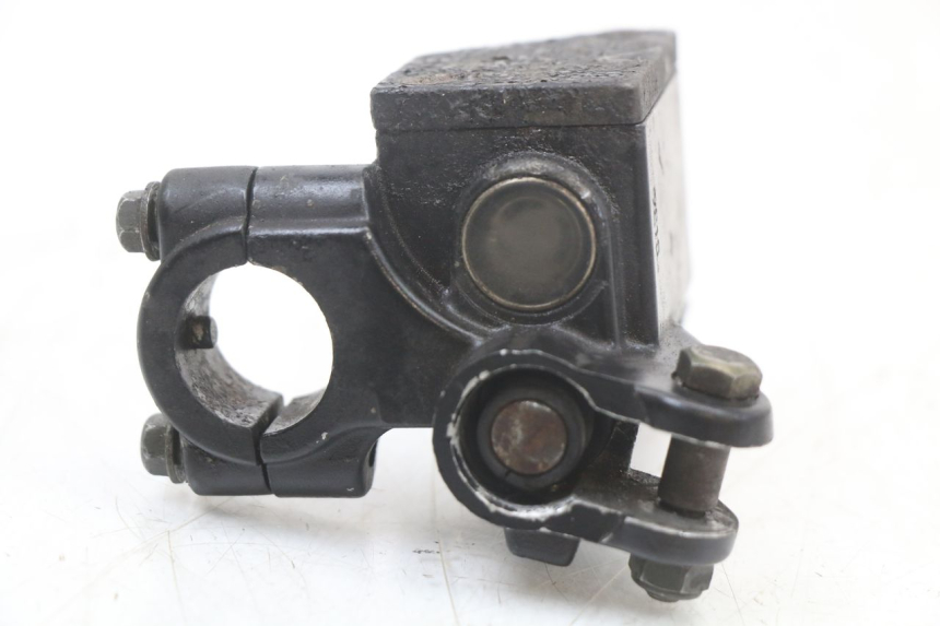 photo de MASTERCYLINDER ANTERIORE SYM FIDDLE 2 50 (2008 - 2013)