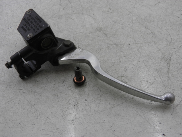 photo de MASTERCYLINDER ANTERIORE SYM FIDDLE 2 50 (2008 - 2013)