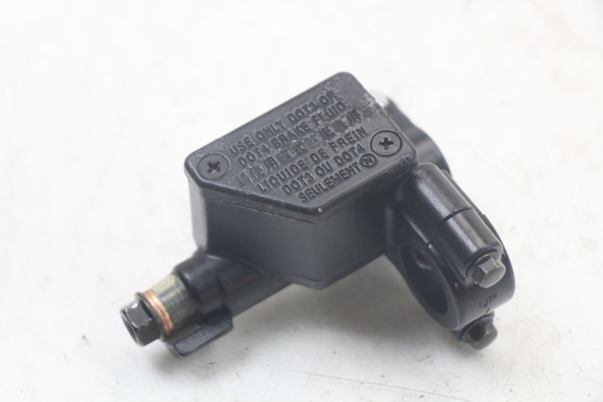 photo de MASTERCYLINDER ANTERIORE SYM FIDDLE 3 III 125 (2014 - 2020)