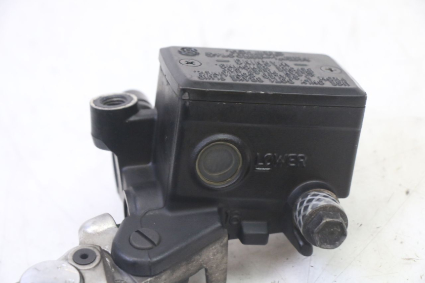 photo de MASTERCILINDRO ANTERIORE YAMAHA TDM ABS 900 (2002 - 2014)