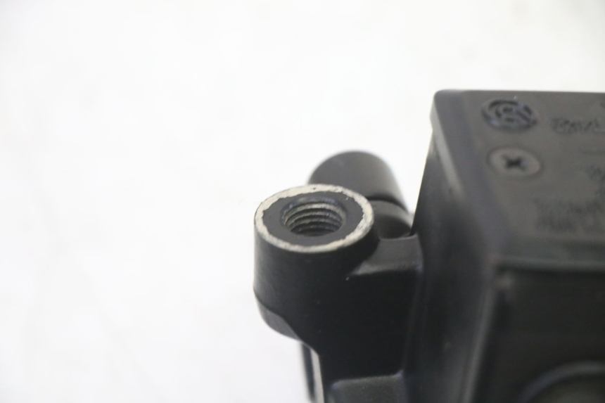 photo de MASTERCILINDRO ANTERIORE YAMAHA TDM ABS 900 (2002 - 2014)