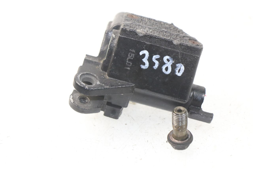 photo de MASTERCYLINDER ANTERIORE PEUGEOT TWEET 125 (2010 - 2017) - Vista principale