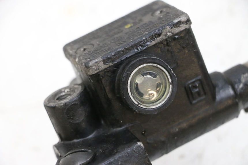 photo de MASTERCYLINDER ANTERIORE PIAGGIO VESPA GTS SUPER IE 125 (2009 - 2016) - Zoom sullo stato d'uso