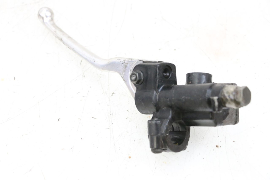 photo de MASTERCYLINDER ANTERIORE PIAGGIO VESPA GTS SUPER IE 125 (2009 - 2016) - Vista d'insieme del prodotto