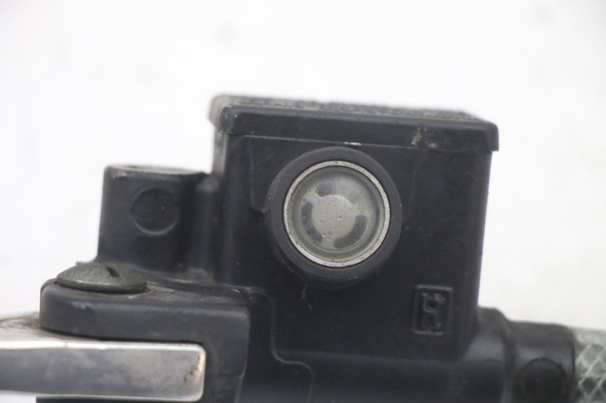 photo de POMPA FRENO ANTERIORE PIAGGIO VESPA LX IE 125 (2010 - 2012)