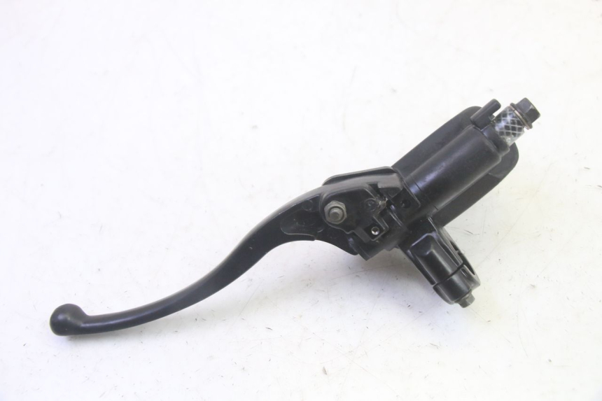 photo de MASTERCYLINDER ANTERIORE DAELIM VJ ROADWIN FI 125 (2008 - 2017) - Dettagli dei punti di fissaggio