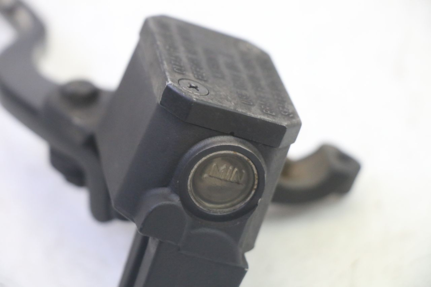 photo de MASTERCYLINDER ANTERIORE YAMAHA X-MAX XMAX 250 (2006 - 2009)