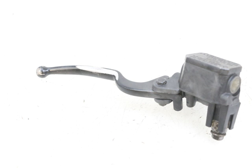 photo de MASTERCYLINDER ANTERIORE YAMAHA XMAX X-MAX 125 (2006 - 2009) - Vista principale