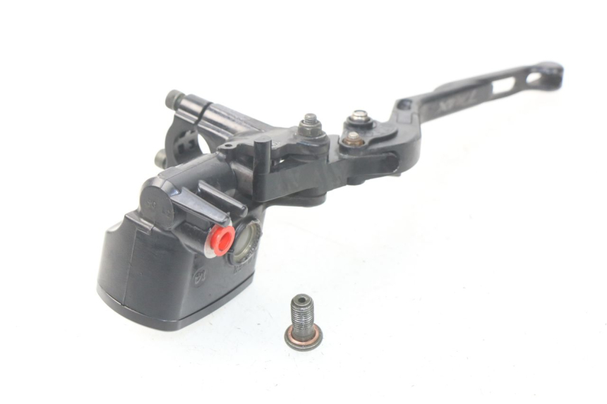 photo de MASTERCYLINDER ANTERIORE YAMAHA XP T-MAX TMAX ABS 500 (2004 - 2007)