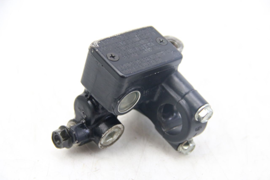 photo de MASTERCYLINDER ANTERIORE HONDA XR L 125 (2003 - 2007)