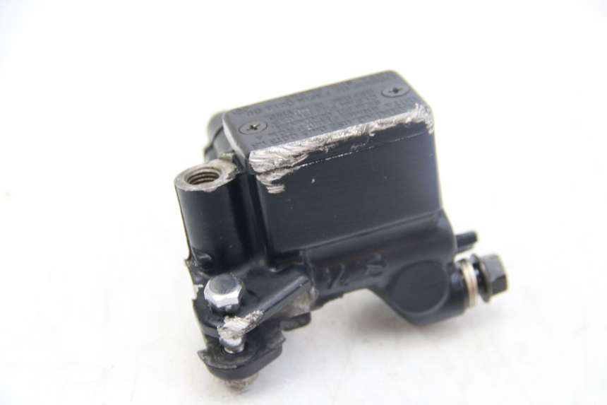 photo de MASTERCYLINDER ANTERIORE HONDA XR L 125 (2003 - 2007)