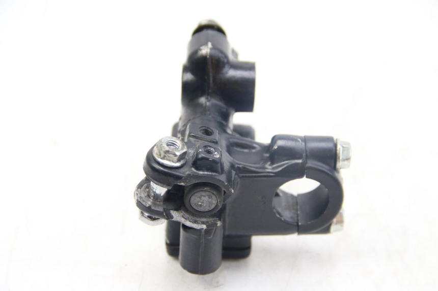 photo de MASTERCYLINDER ANTERIORE HONDA XR L 125 (2003 - 2007)