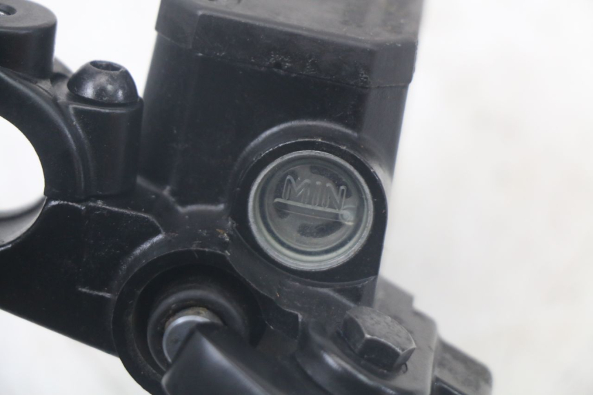 photo de MASTERCYLINDER ANTERIORE YAMAHA AEROX 2T 50 (2013 - 2017)