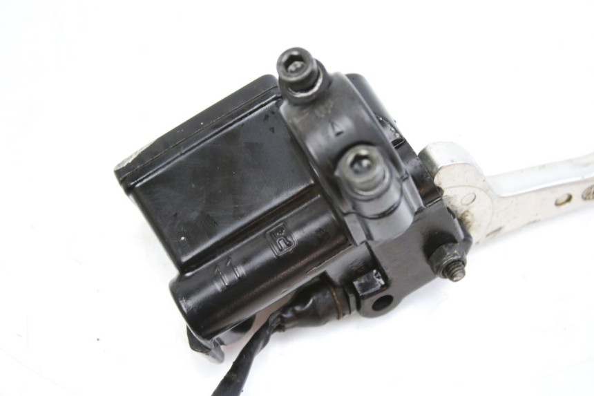 photo de MASTERCYLINDER ANTERIORE YAMAHA BW'S BWS 125 (2010 - 2013)