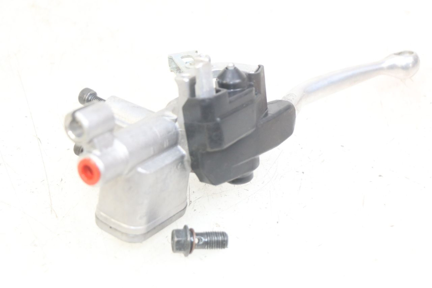 photo de MASTERCYLINDER ANTERIORE YAMAHA D'ELIGHT DELIGHT 125 (2017 - 2020)