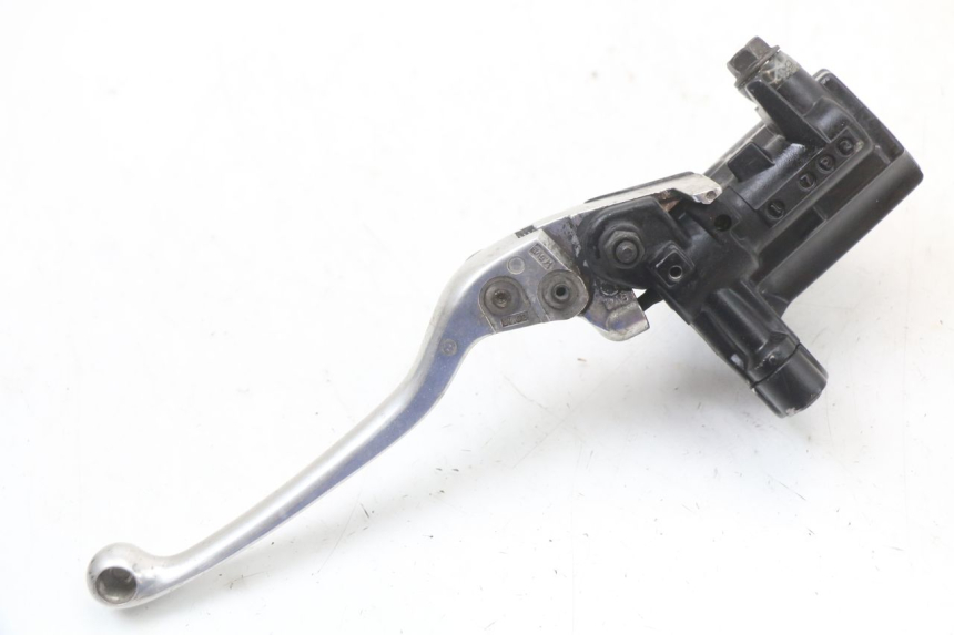 photo de MASTERCYLINDER ANTERIORE YAMAHA FJR ABS 1300 (2006 - 2012)