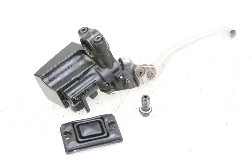 photo de MASTERCYLINDER ANTERIORE YAMAHA FJR ABS 1300 (2006 - 2012)