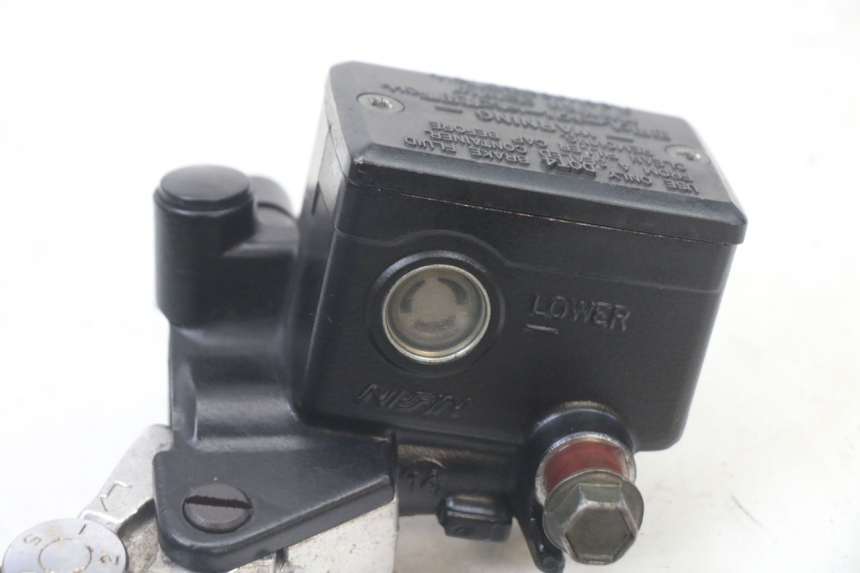 photo de MASTERCYLINDER ANTERIORE YAMAHA FZS FAZER 600 (2001 - 2003)