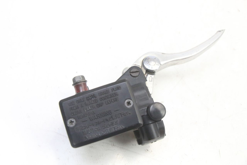 photo de MASTERCYLINDER ANTERIORE YAMAHA FZS FAZER 600 (2001 - 2003)