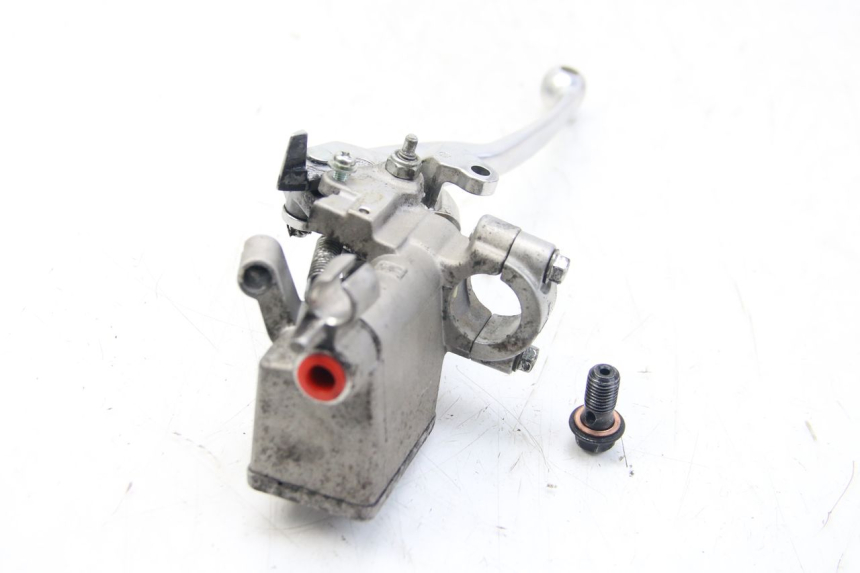 photo de MASTERCYLINDER ANTERIORE YAMAHA HW XENTER 125 (2011 - 2017)