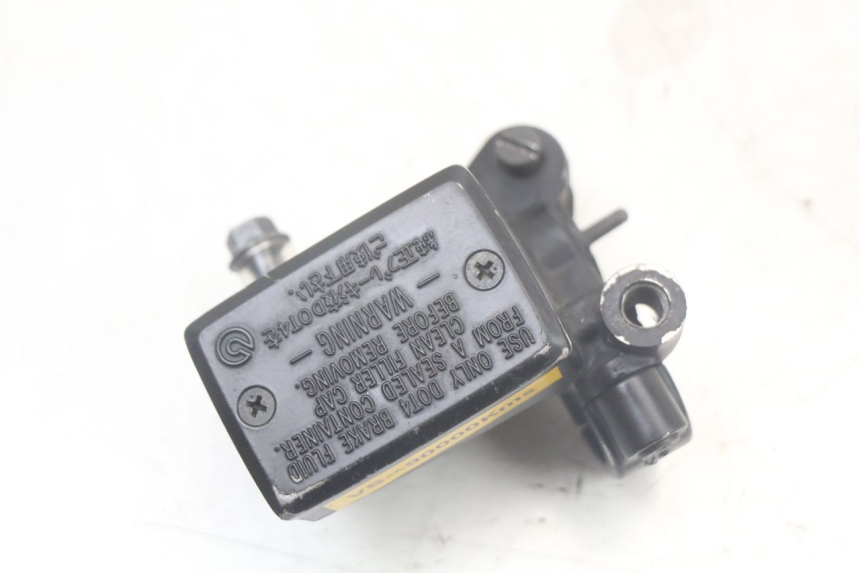 photo de MASTERCILINDRO ANTERIORE YAMAHA TDM ABS 900 (2002 - 2014)