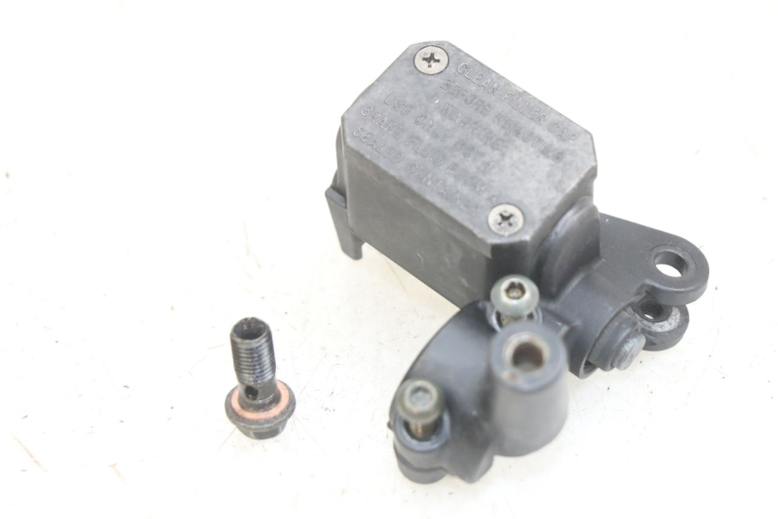 photo de MASTERCYLINDER ANTERIORE YAMAHA X-MAX XMAX 250 (2006 - 2009)