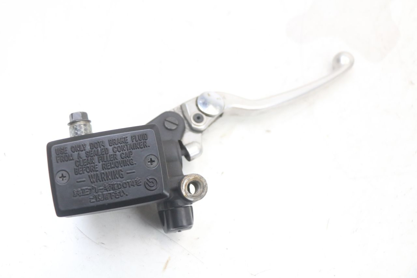 photo de POMPA FRENO ANTERIORE YAMAHA XJ6 ABS 600 (2008 - 2016)
