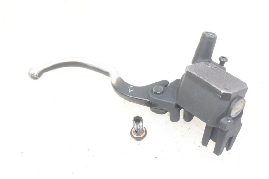 photo de MASTERCYLINDER ANTERIORE YAMAHA XMAX X-MAX 125 (2006 - 2009)