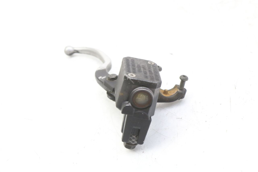 photo de MASTERCYLINDER ANTERIORE YAMAHA XMAX X-MAX 125 (2006 - 2009)