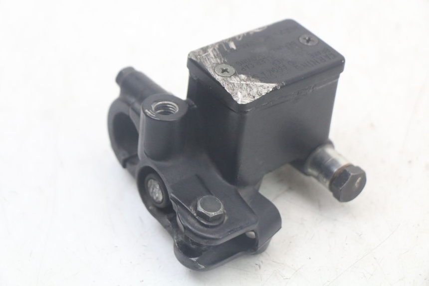 photo de MASTERCYLINDER ANTERIORE YAMAHA XT X 660 (2004 - 2016)