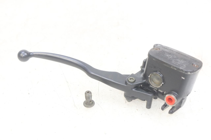 photo de MASTERCYLINDER ANTERIORE YAMAHA YP MAJESTY 400 (2004 - 2008)