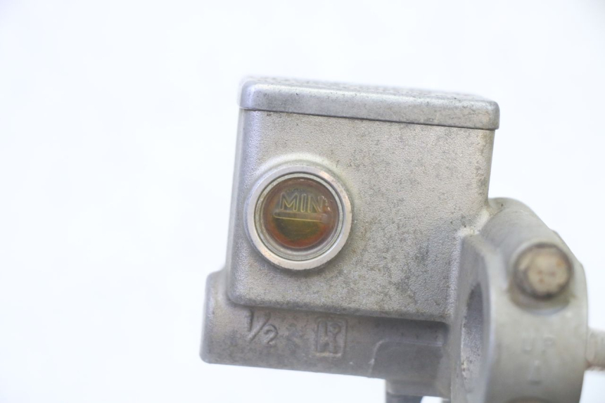 photo de POMPA FRENO ANTERIORE YAMAHA YFM GRIZZLY 550 (2008 - 2015)