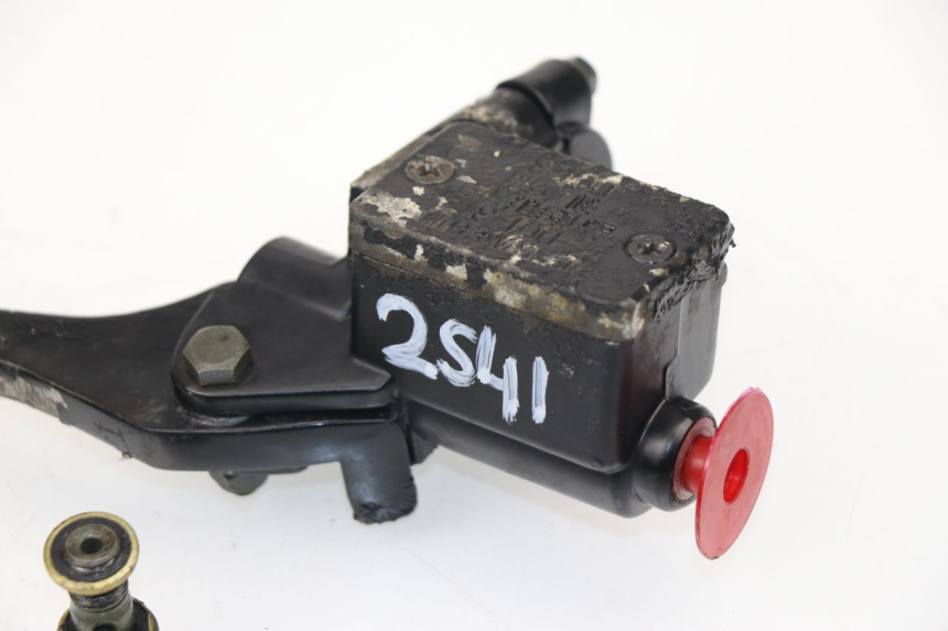 photo de CILINDRO PRINCIPALE ANTERIORE ZHONGYU MOVIDAS 50 (2004 - 2007)