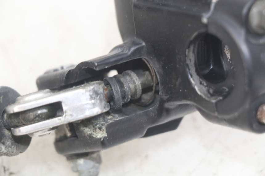 photo de MASTRO CILINDRO FRIZIONE HONDA CBR F SC25 1000 (1989 - 1992)