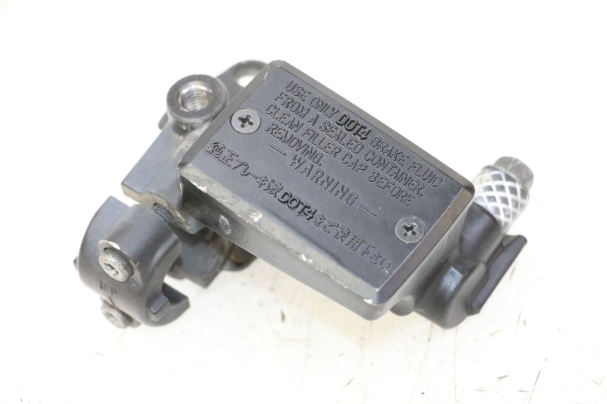 photo de MASTRO CILINDRO FRIZIONE YAMAHA FJR ABS 1300 (2016 - 2020) - Dettaglio del componente