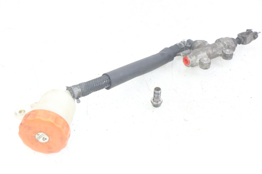 photo de MASTERCYLINDER FRENO POSTERIORE HONDA CBR F SC25 1000 (1989 - 1992)