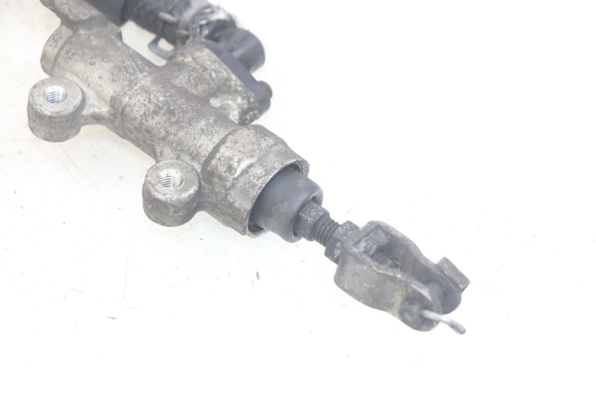 photo de MASTERCYLINDER FRENO POSTERIORE HONDA CBR F SC25 1000 (1989 - 1992)
