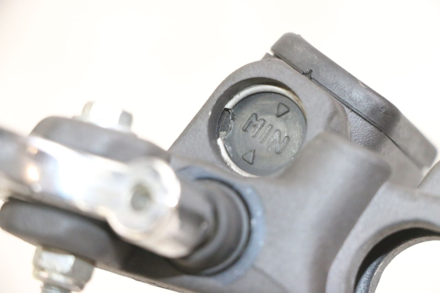 photo de POMPA FRENO POSTERIORE PEUGEOT ELYSTAR 125 (2002 - 2007)