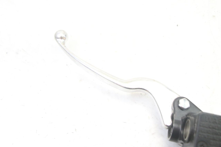 photo de MASTERCYLINDER FRENO POSTERIORE SYM FIDDLE 3 III 125 (2014 - 2020)