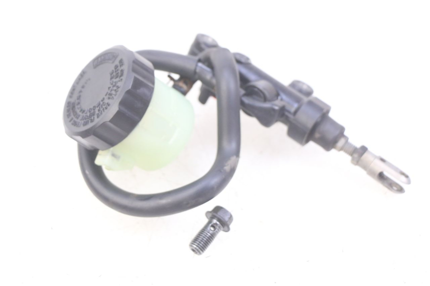 photo de MASTERCYLINDER FRENO POSTERIORE YAMAHA FJR ABS 1300 (2006 - 2012)