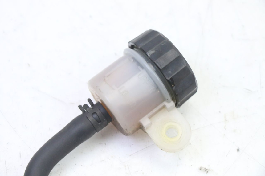 photo de POMPA FRENO POSTERIORE YAMAHA FZ6 FAZER S2 600 (2007 - 2011)