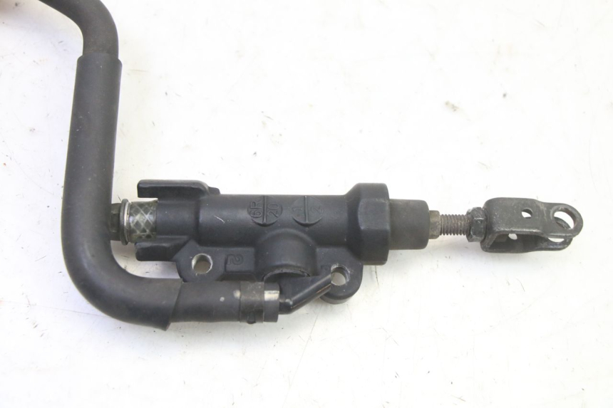 photo de POMPA FRENO POSTERIORE YAMAHA FZ6 FAZER S2 600 (2007 - 2011)