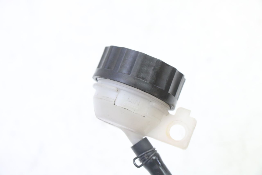 photo de POMPA FRENO POSTERIORE BMW G310 R 310 (2016 - 2020)