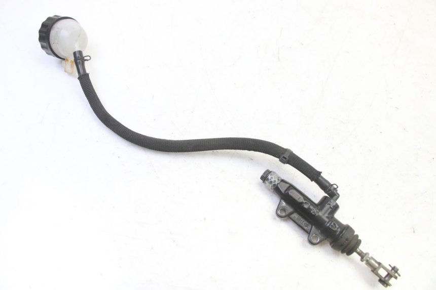 photo de POMPA FRENO POSTERIORE BMW G310 R 310 (2016 - 2020)