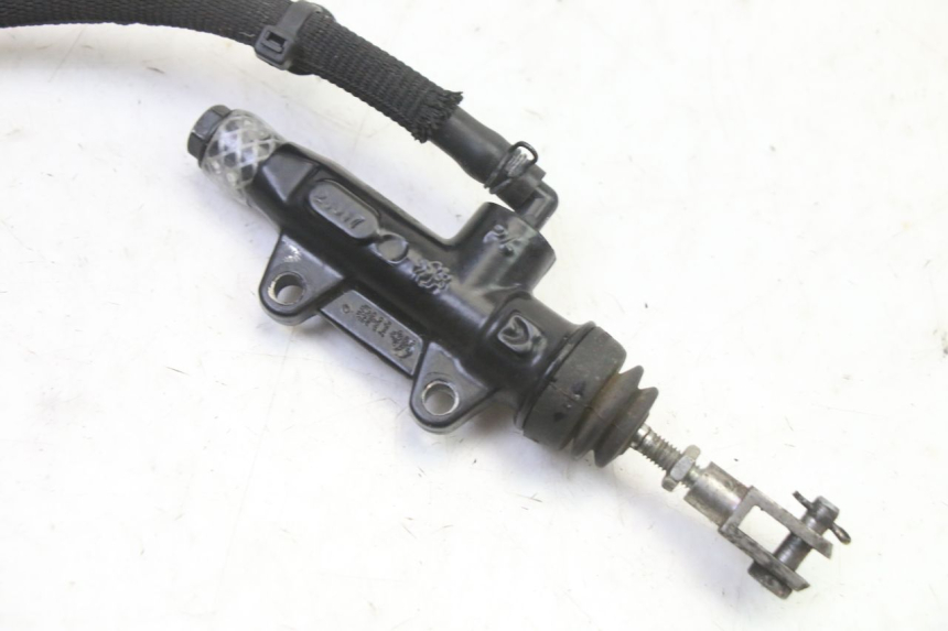 photo de POMPA FRENO POSTERIORE BMW G310 R 310 (2016 - 2020)