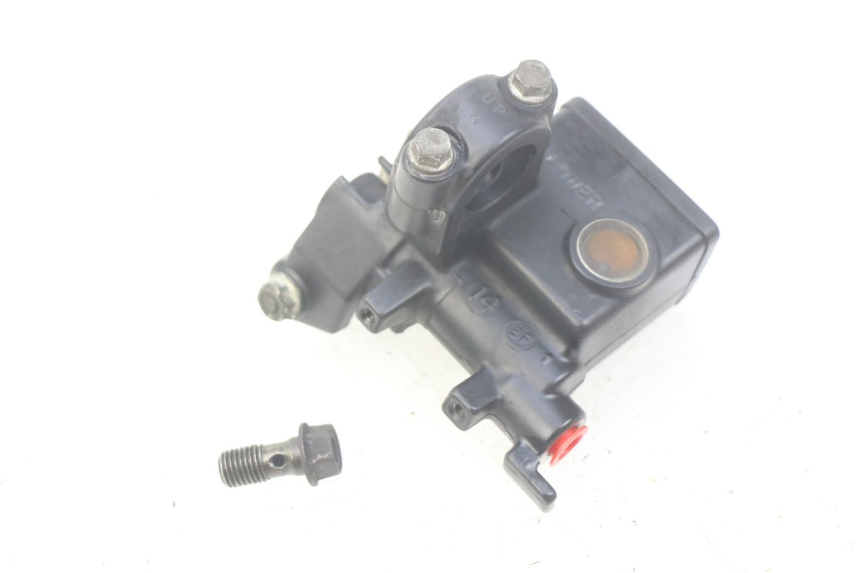 photo de MASTERCYLINDER FRENO POSTERIORE HONDA FES PANTHEON 125 (2003 - 2007)